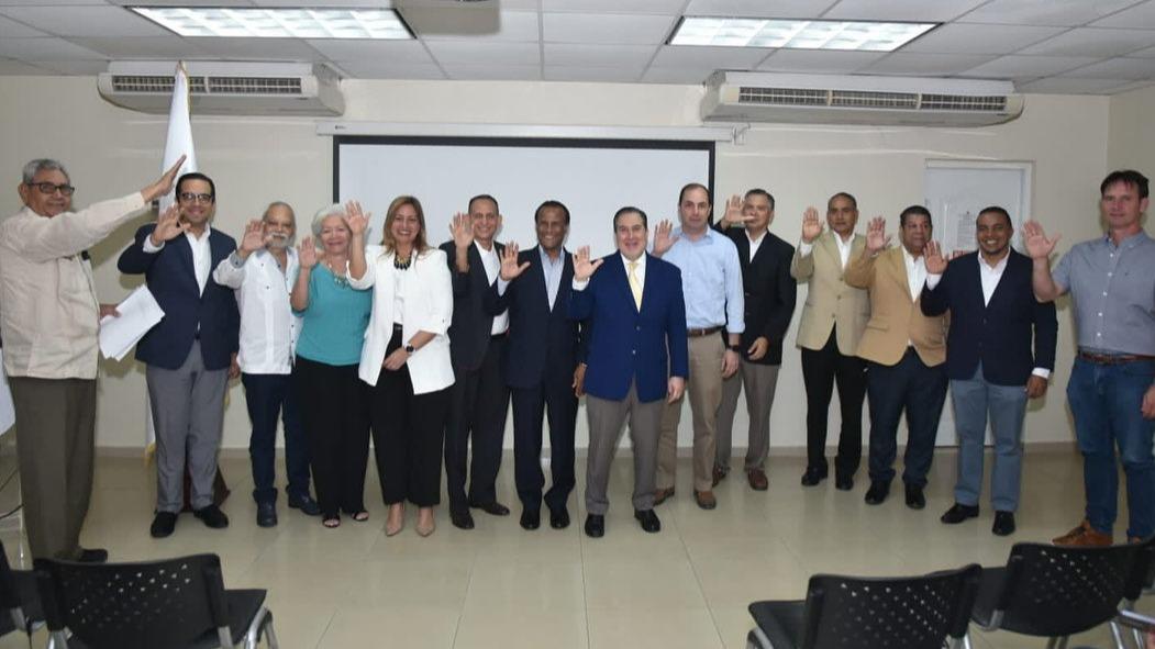 Cámara de Comercio de Puerto Plata reelige por consenso a Mileyka Brugal como su presidente